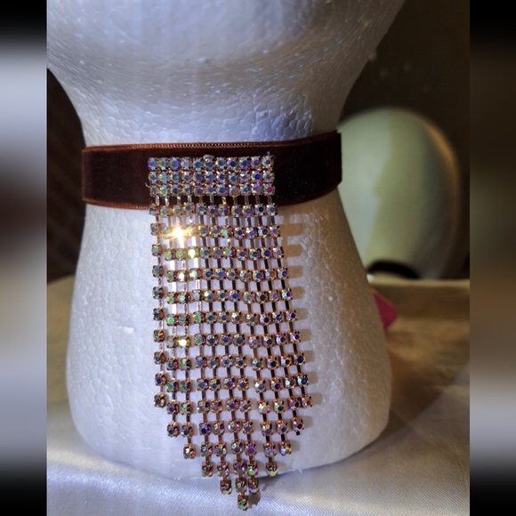 Jewelry - 2/$35 With FREE SHIPPING Elegant Velvet CHOKER